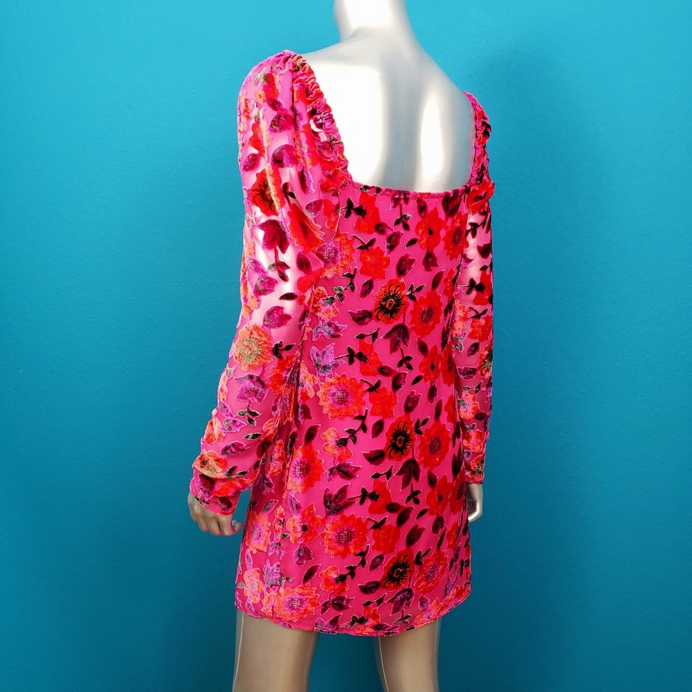 NASTY GAL 1960'S Flower Power Velvet Mini Dress /NWT - Picture 4 of 8
